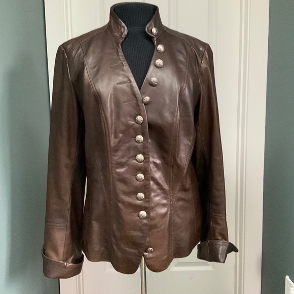 Danier Brown Leather Military-Style Italian Leather Blazer (Women’s medium) - Picture 1 of 13